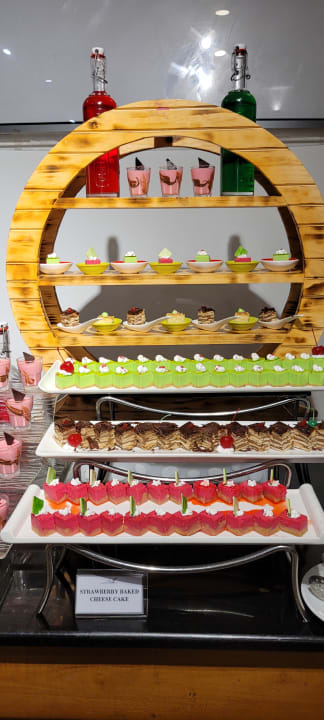 Gastro Pandanus Beach Resort & Spa