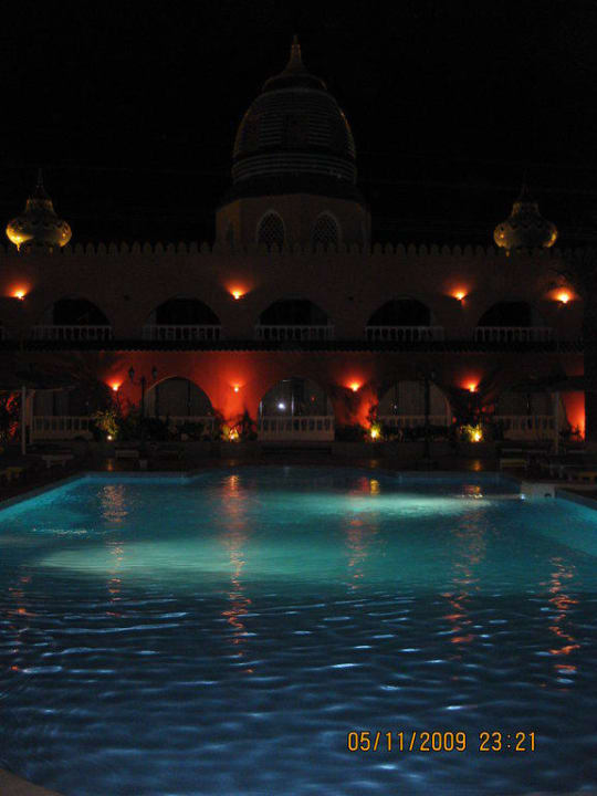 Вид с балкона Pickalbatros Alf Leila Wa Leila Resort - Neverland Hurghada