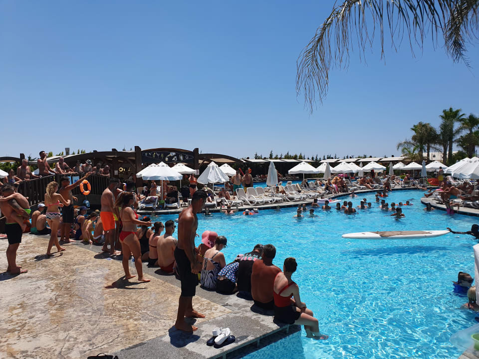 Pool Adalya Elite Lara