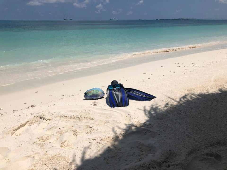 Strand Kuredu Island Resort & Spa