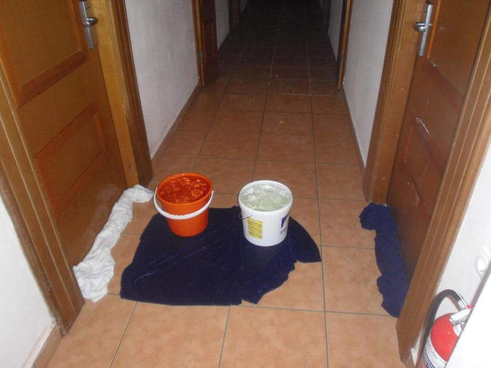 Flur Sandy Beach Resort