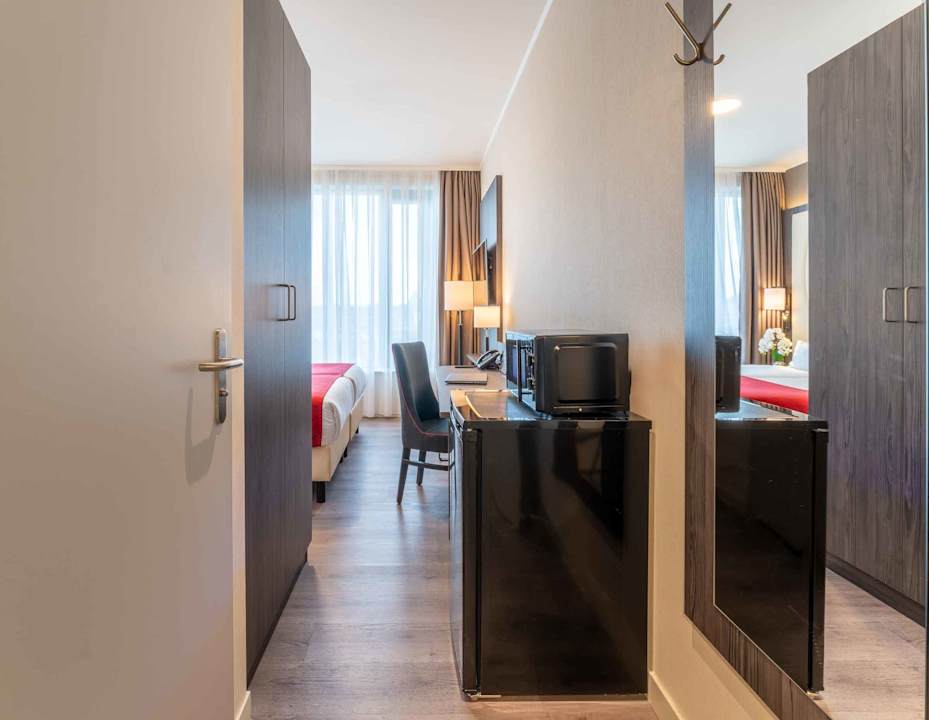 Zimmer PLAZA Premium Den Haag City Center