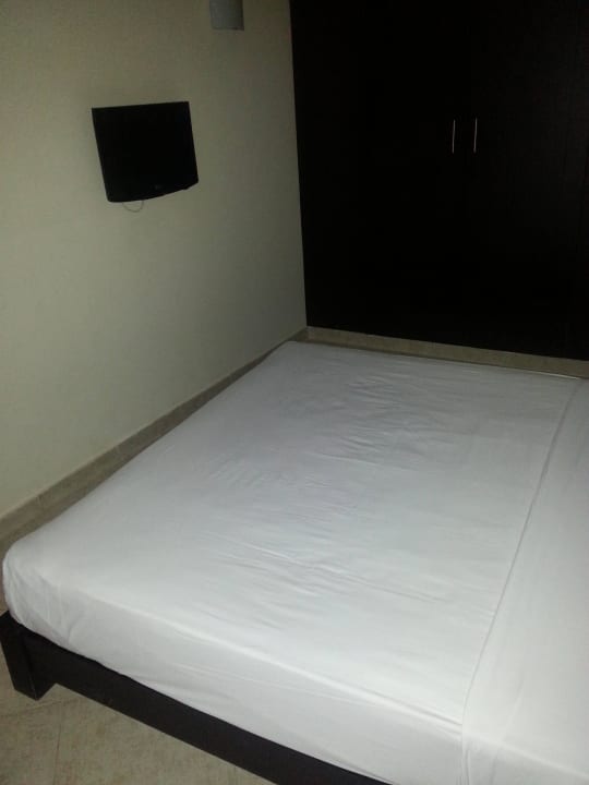 How our bedroom really looked like! Fort Arabesque Resort, Spa & Villas