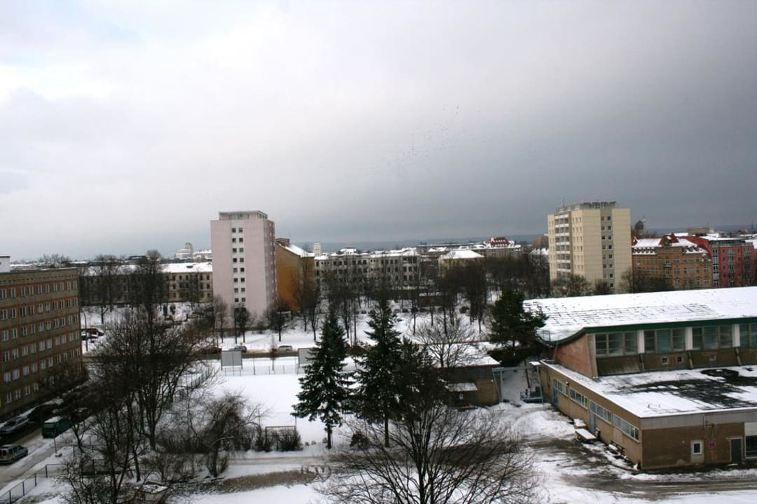 Blick bis zu den Elbhängen Jugendherberge Dresden Jugendgästehaus