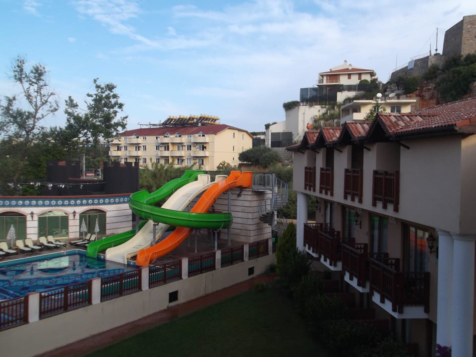 Rutschen vom Balkon aus NoxInn Club