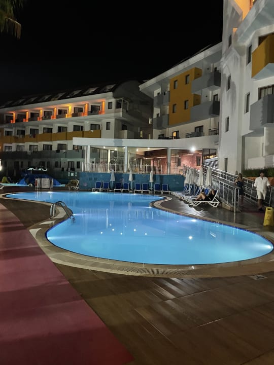 Pool Hane Family Resort