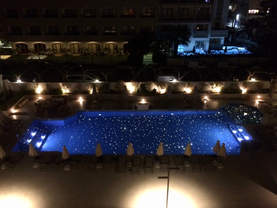 Pool Hotel Theartemis Palace