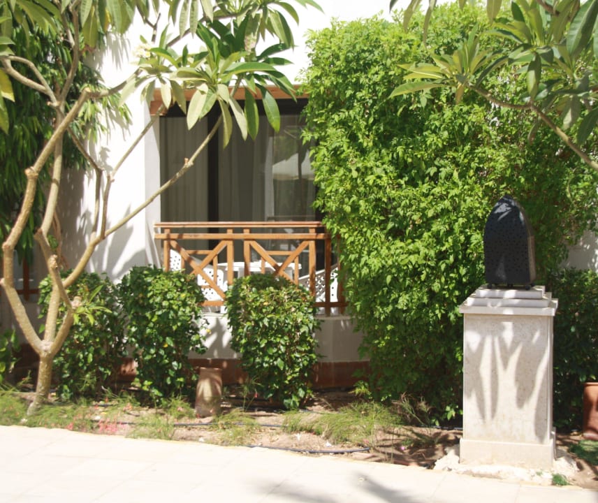 Zimmer-Balkon zum Garten; Ghazala Gardens