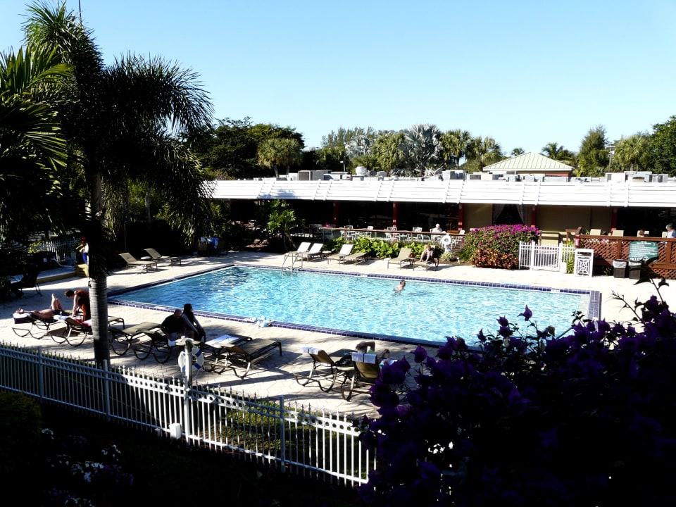 Schöner Pool Hotel Ramada Inn of Naples