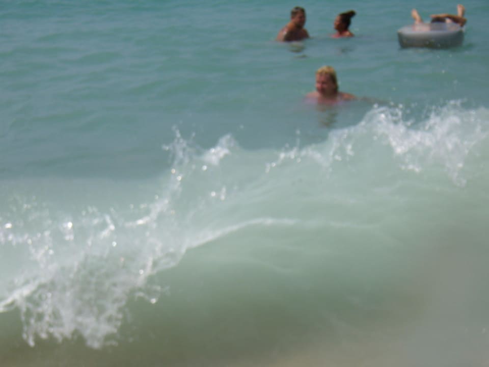 Waves! Tac Premier Hotel & Spa