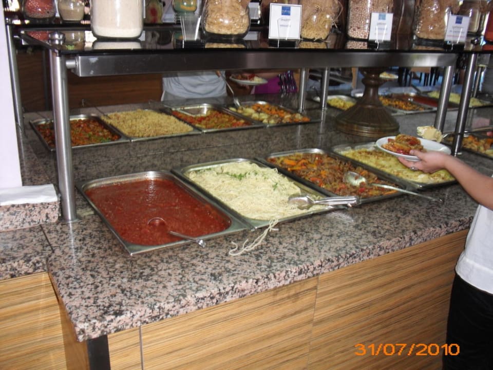 Büffet Club Turtas Beach Hotel