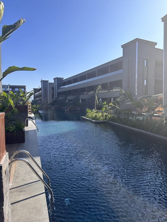 Pool Jacaranda Luxury Resort