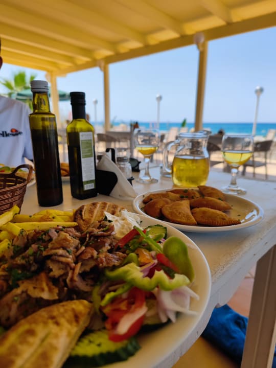 Gastro Hotel Kathrin Beach