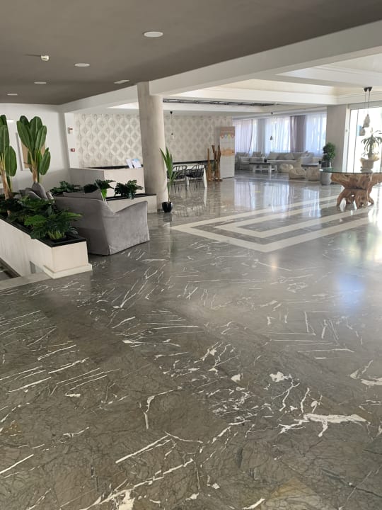 Lobby Delfina Tropic Beach