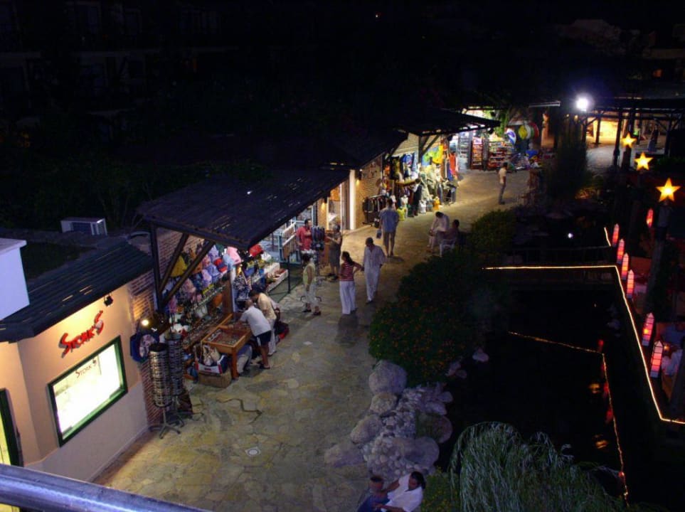 Einkaufsmeile im Hotel (Aussenbereich) Limak Limra Hotel & Resort