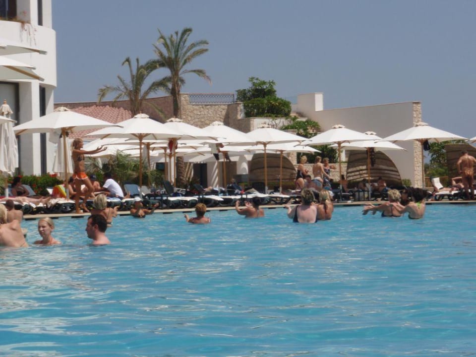 Aqua Gym. Reef Oasis Blue Bay Resort