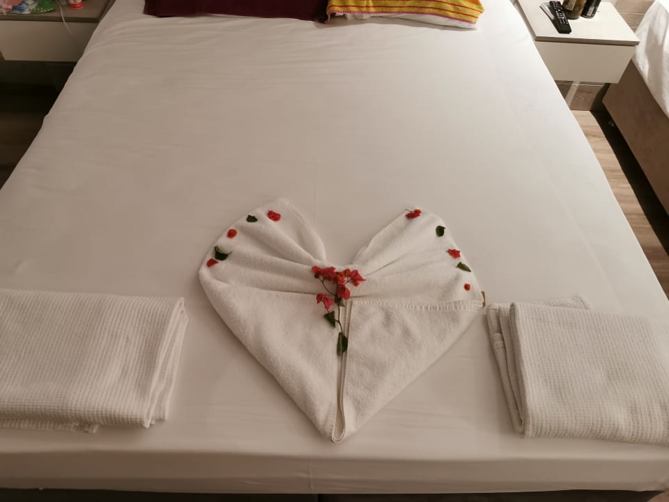 Zimmer Side Square Hotel