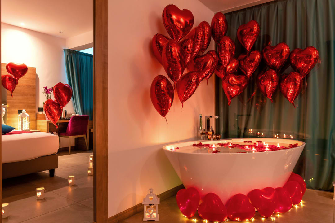 Zimmer You & Me Beach Hotel