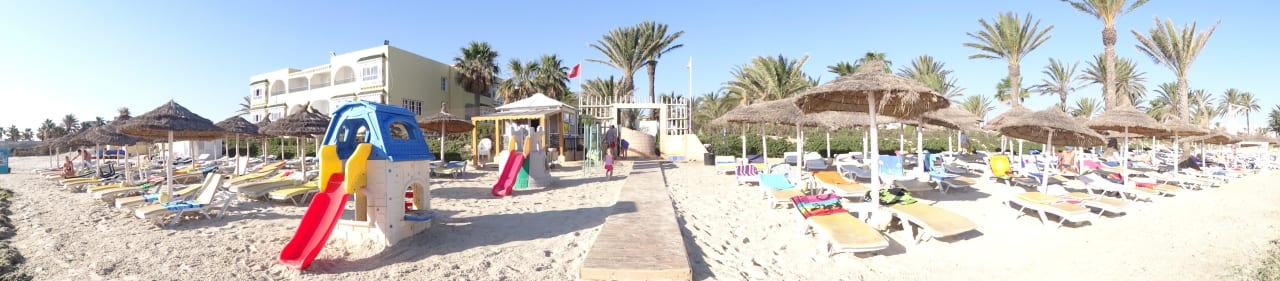 Strand um 6 Uhr morgens Houda Golf & Beach Club