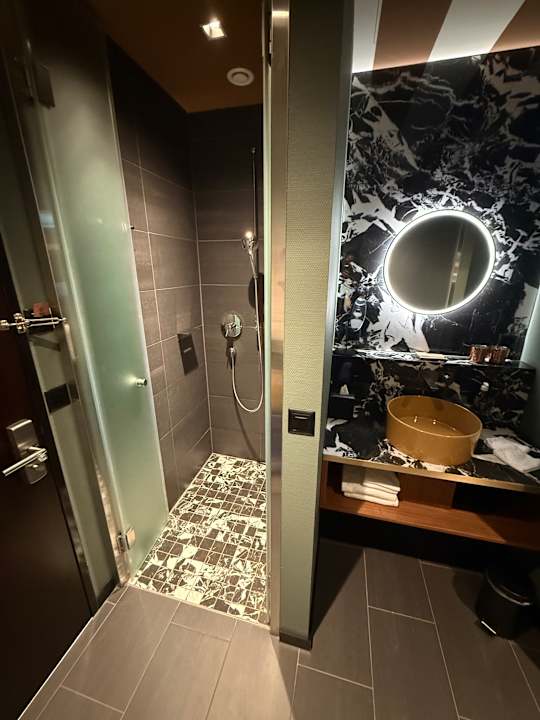 Zimmer The Home Hotel Zürich, a member of DESIGN HOTELS