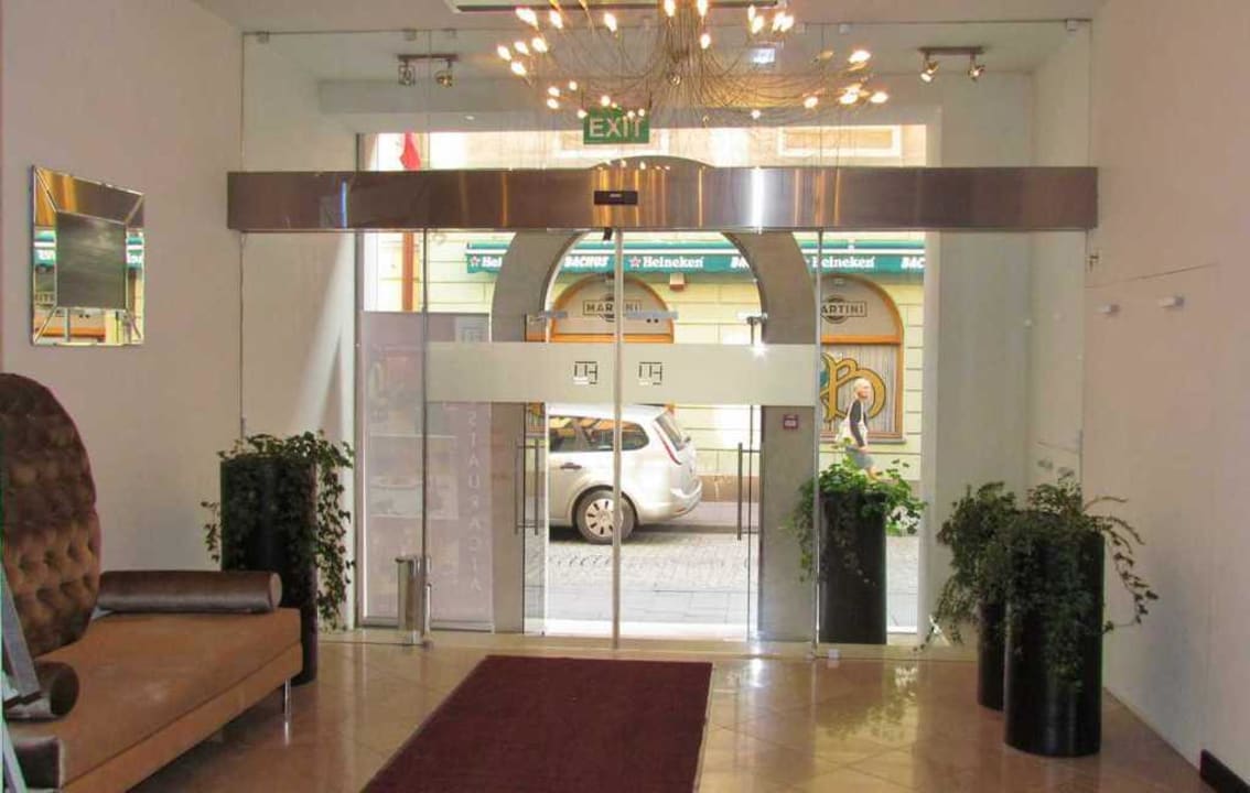 Eingang Hotel Unicus