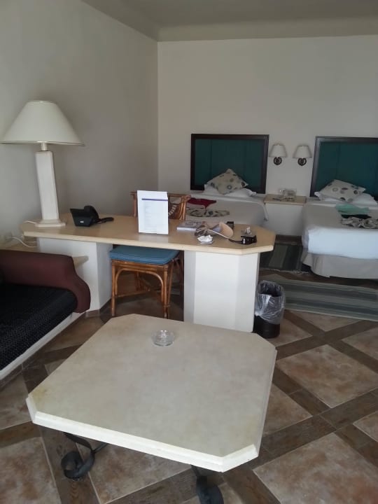 Wohnbereich Pickalbatros Citadel Resort