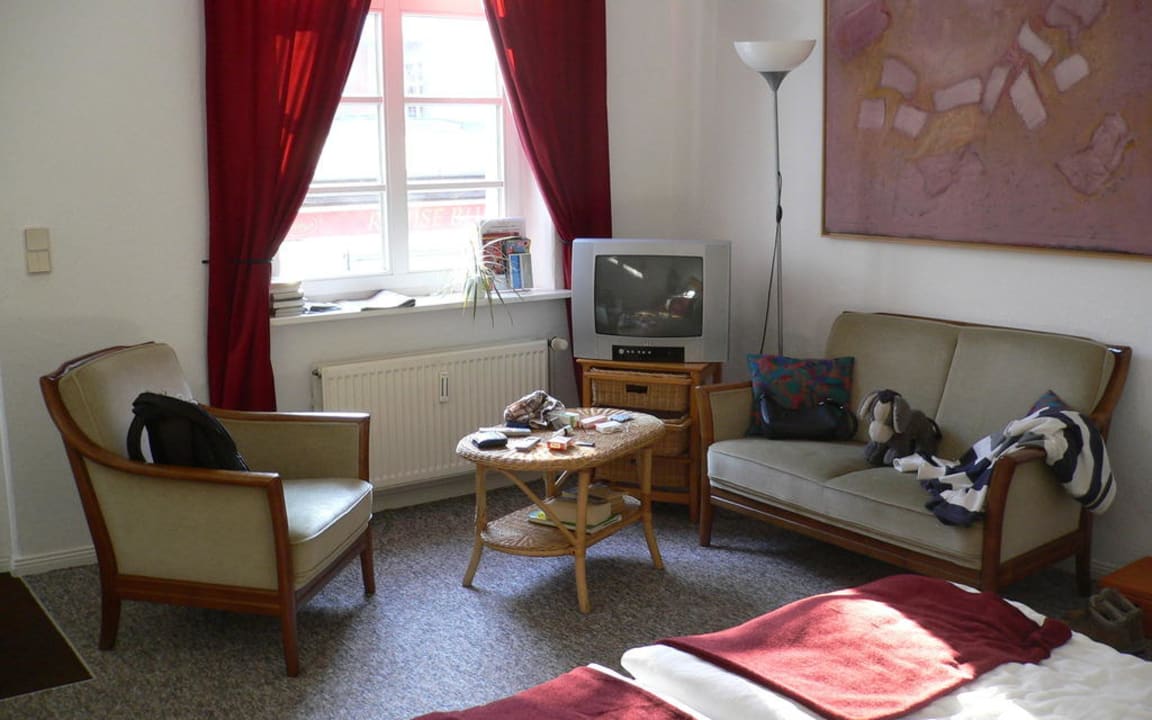 Zimmer Nr. 7 Remise Blumberg, Das kleine Haus im Hof