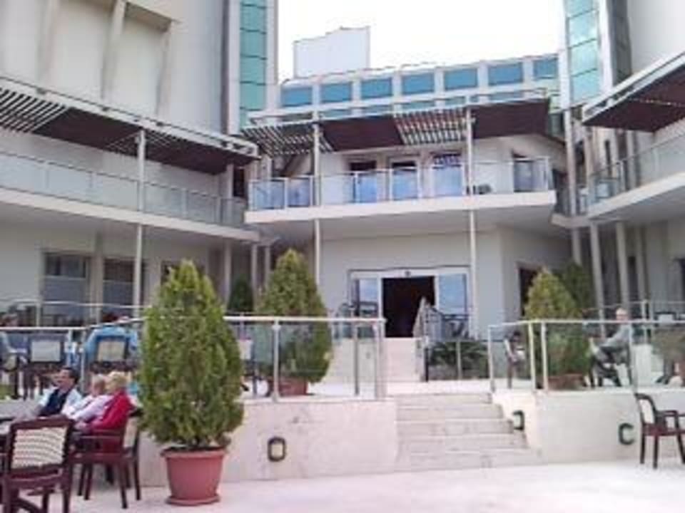 Terrasse oben beim Pool. Arcanus Hotels Sorgun