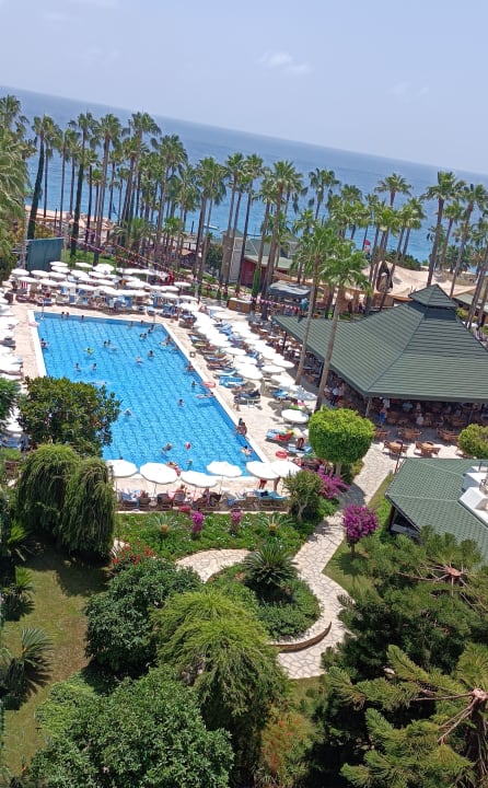 Pool Hotel Meryan