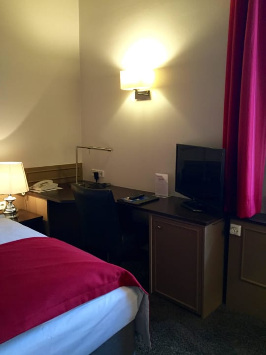 Doppelzimmer Schreibtisch Hotel Lippischer Hof
