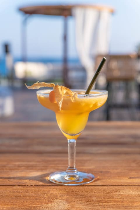 Gastro Napa Mermaid Hotel & Suites