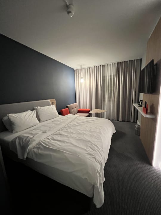 Zimmer Holiday Inn Express Frankfurt - Airport