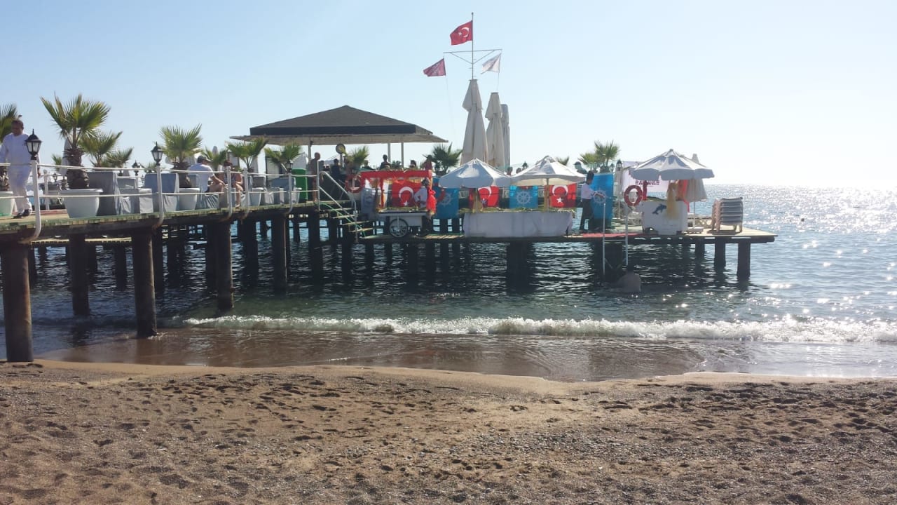 Strand Hotel Delphin Palace