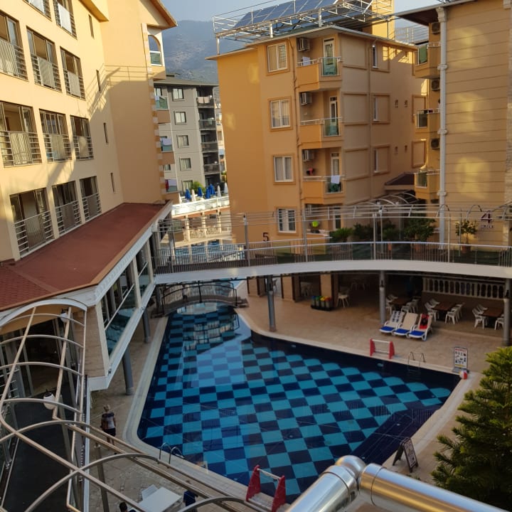 Pool Tac Premier Hotel & Spa