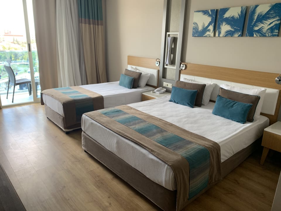 Zimmer Palm World Side Resort & Spa