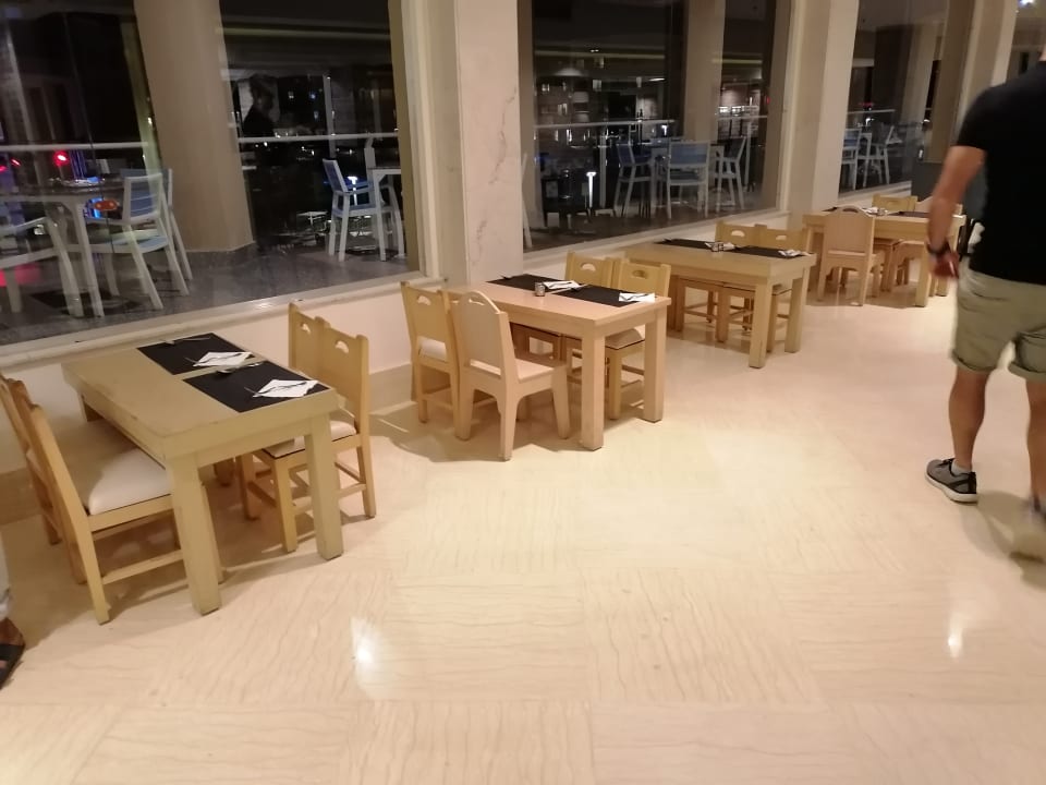 Gastro Beach Albatros Resort