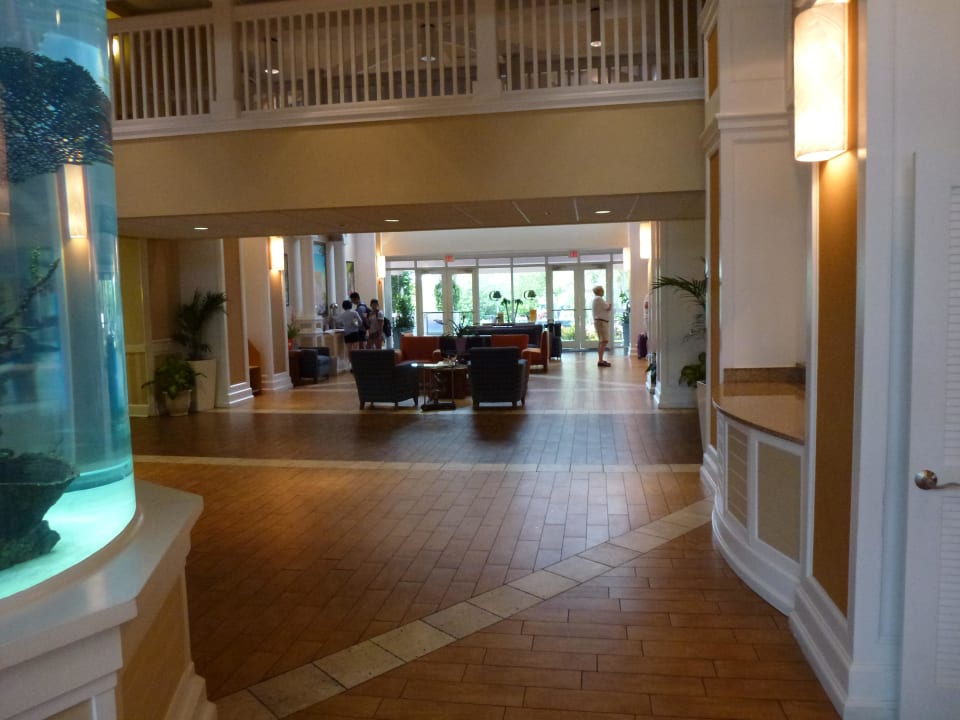 Blick vom Restauranteingang zur Lobby Hotel Doubletree Grand Key Resort