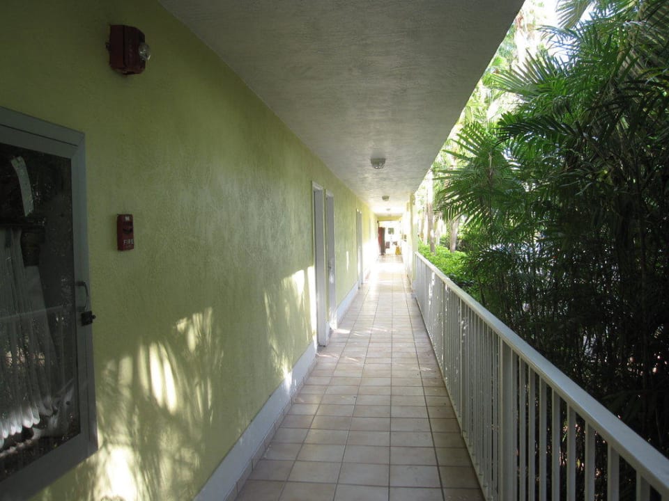 Flur zum Zimmer Hotel Bayside Inn Key Largo