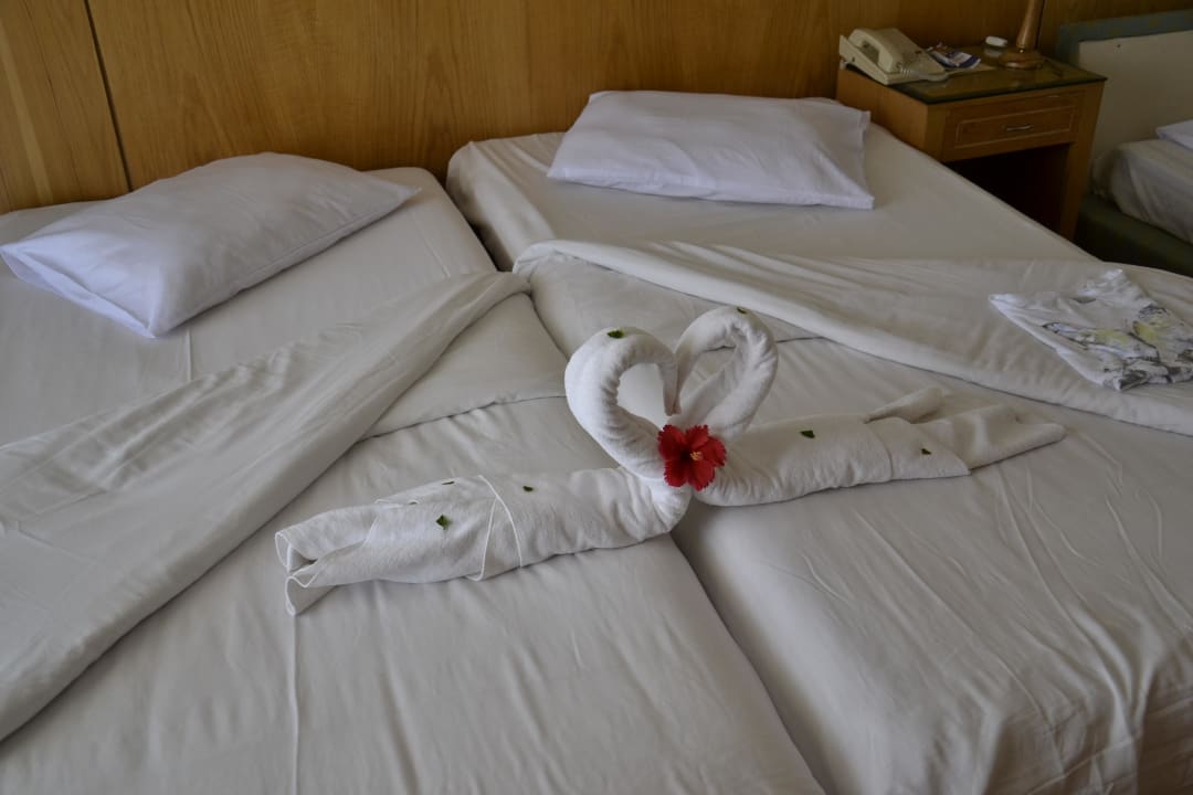 Badetuchkunst Ghazala Beach