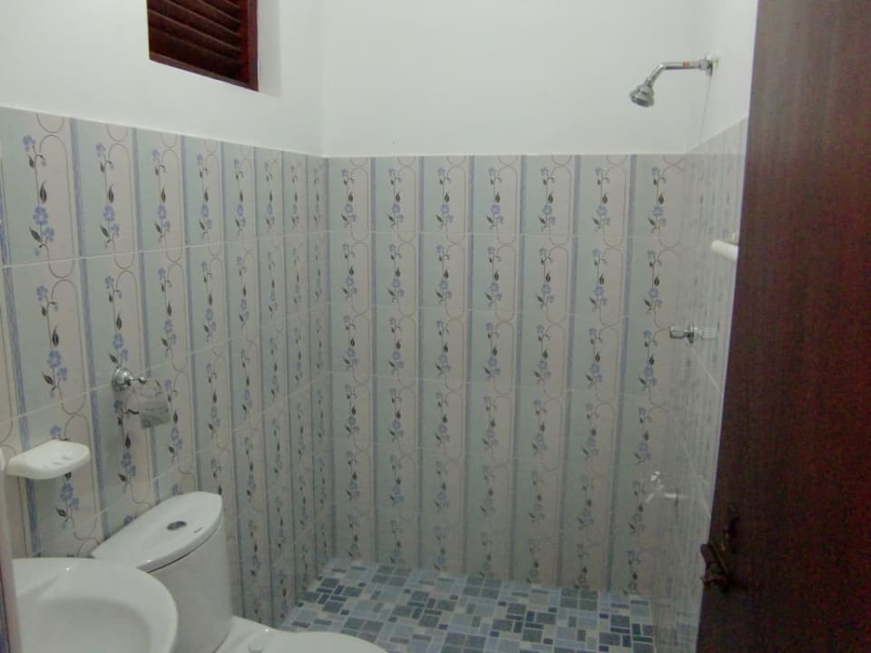 Bad mit Dusche Bochum Lanka Hotel/Resort