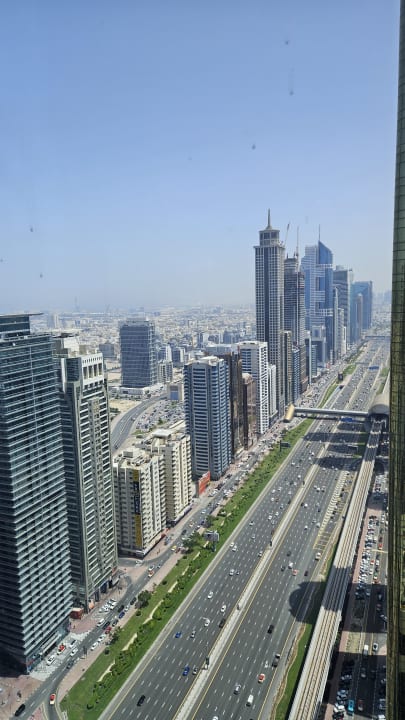 Ausblick Rose Rayhaan by Rotana