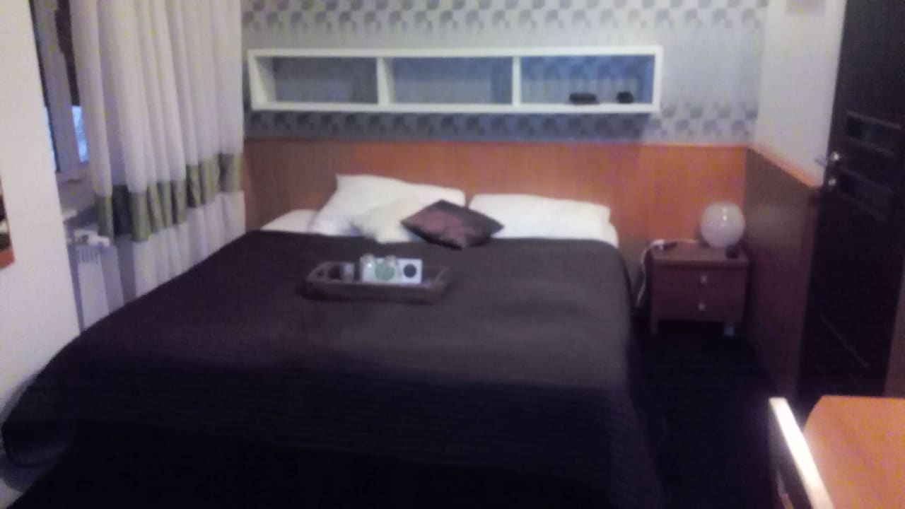 Bett Hotel Butterfly Home