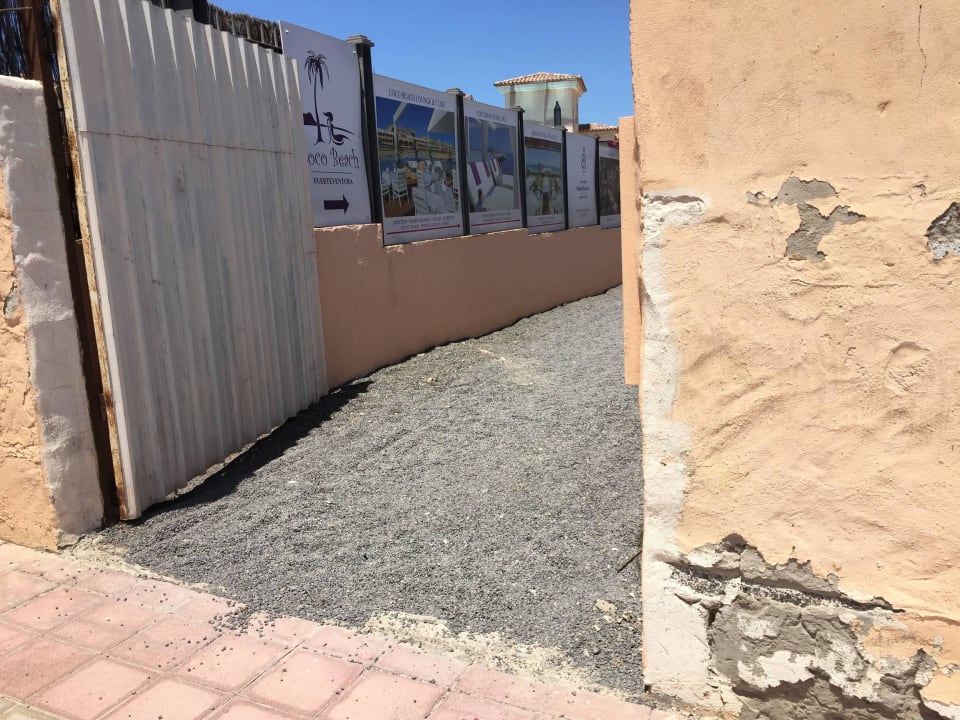 Weg am Hotel Secrets Bahia Real Resort & SPA