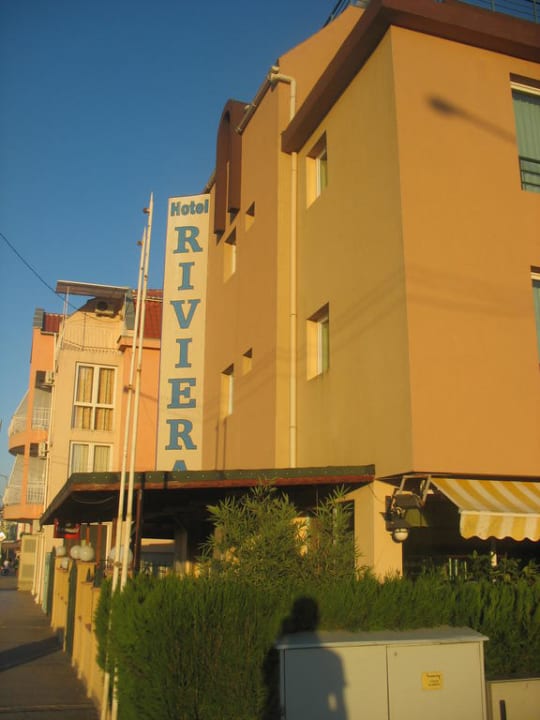 Hotel z zewnątrz Hotel Riviera