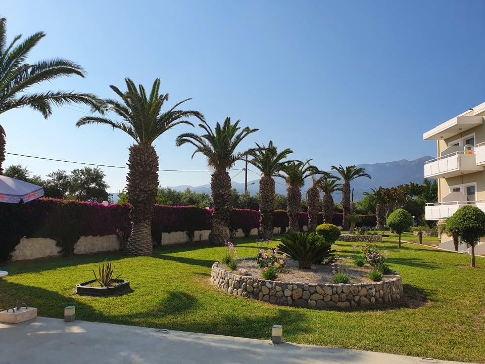 Gartenanlage Corali Hotel