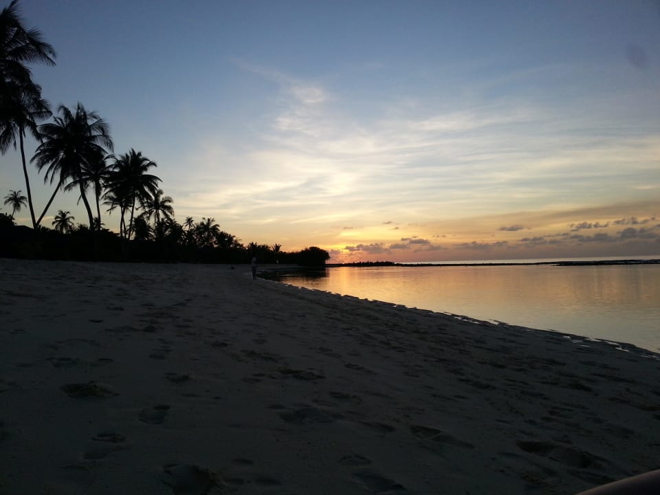 Sonnenuntergang Kuredu Island Resort & Spa