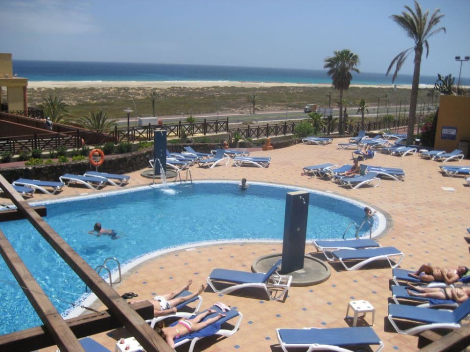 Kleiner beheizter Pool am Spa-/Fitnessbereich Occidental Jandía Playa