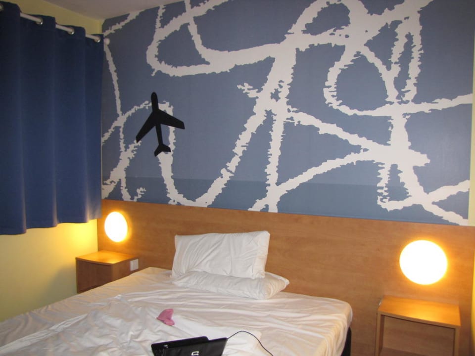 Bett B&B Hotel Frankfurt-Hahn Airport