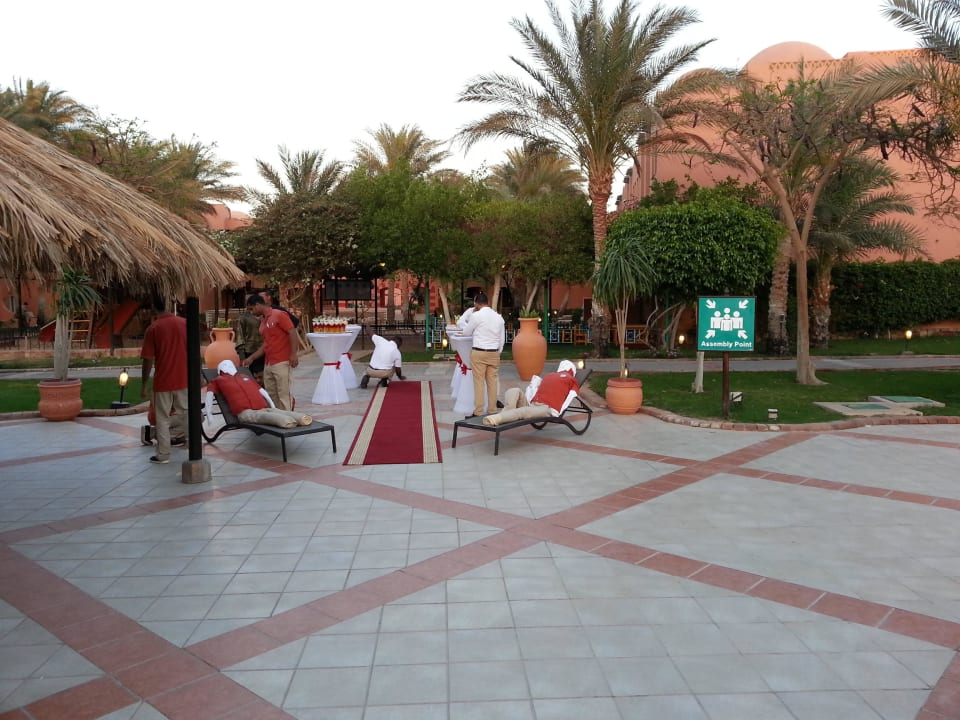 Vorbereitung zum Stammgästeessen Jaz Makadi Oasis Resort