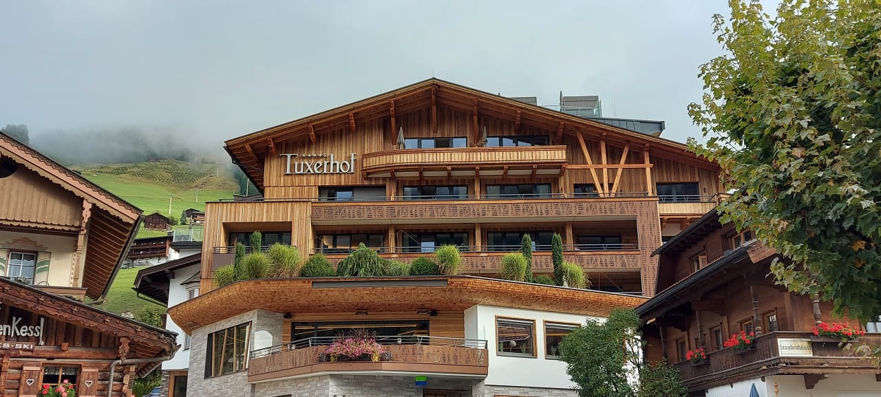 Außenansicht Hotel Alpin Spa Tuxerhof